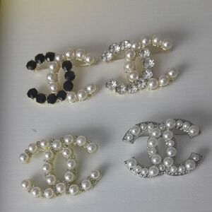 CHOOSE 1. FASHION STAMPED Pearl and Crystal Brooch Collection